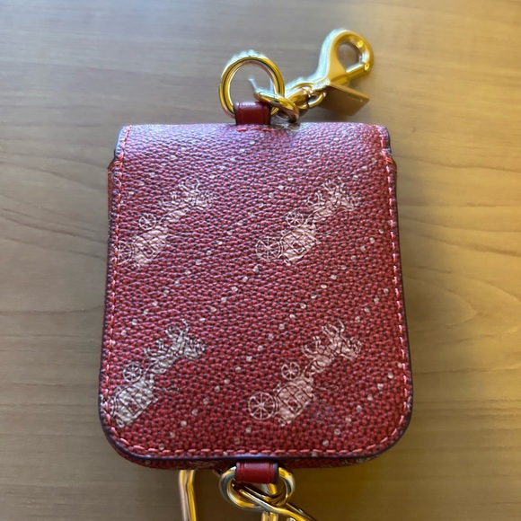 Coach Multi Attachments Red Horse & Carriage Charm Snap Case - Picture 2 of 7
